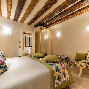 Nike Apartment Venedig