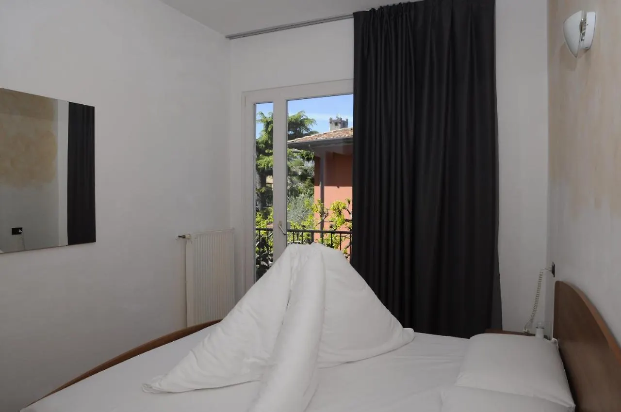 Casa Guarnati Lake View Apartments Malcesine 0*,