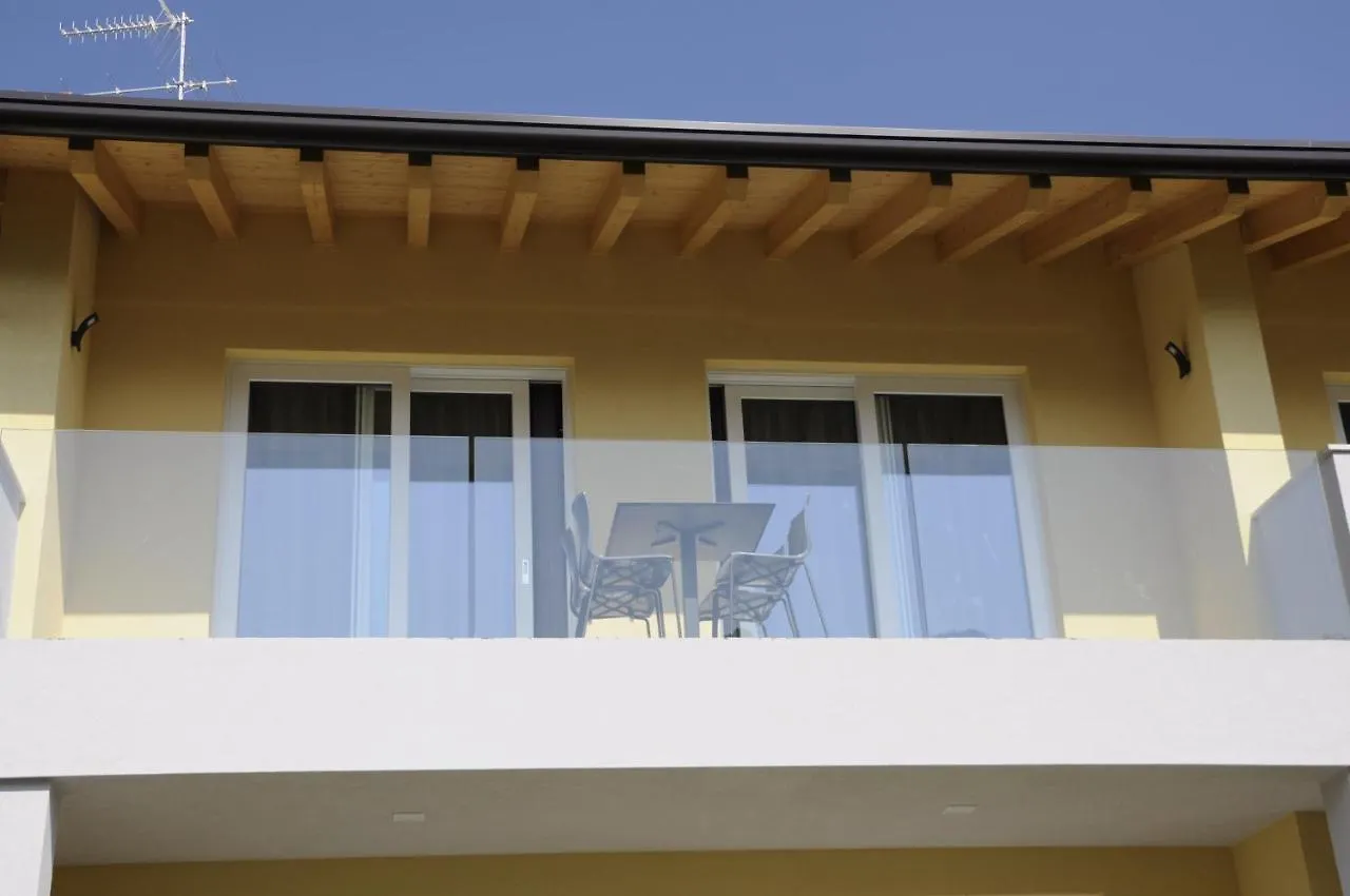 Casa Guarnati Lake View Apartments Malcesine