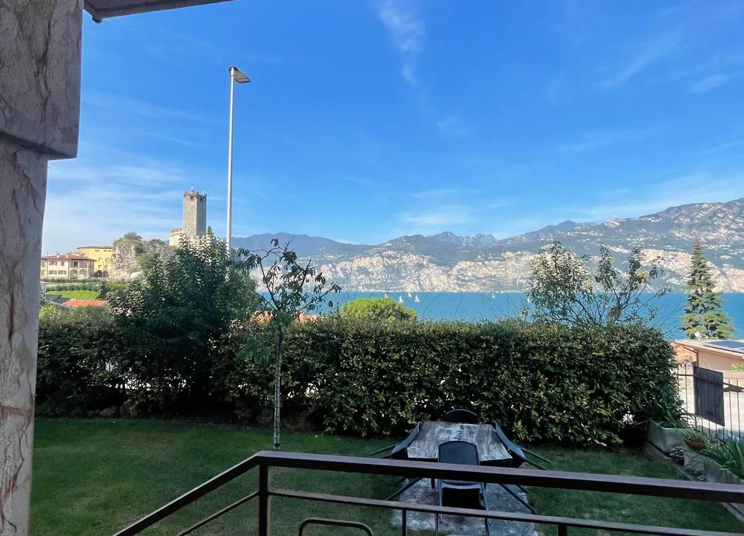Casa Guarnati Lake View Apartments Malcesine